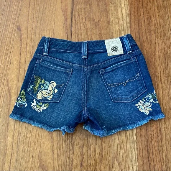 Ralph Lauren Cotton Denim Shorts with Floral Embroidery - Picture 6 of 10